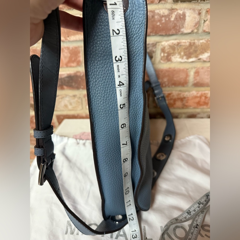 Michael Kors EUC++ Sullivan Blue Pebbled Leather Crossbody Shoulder Bag - Picture 4 of 13